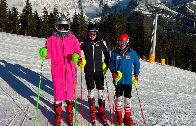 DSG Skifahrer:innen beim Trainingscamp in der Region Schladming-Dachstein
