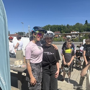 Autogrammstunde der Bike-Influencerin Nina Gutenthaler