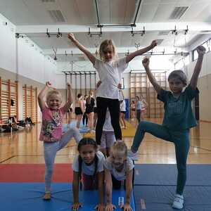 RED HOTS Cheerleading Camp 2023