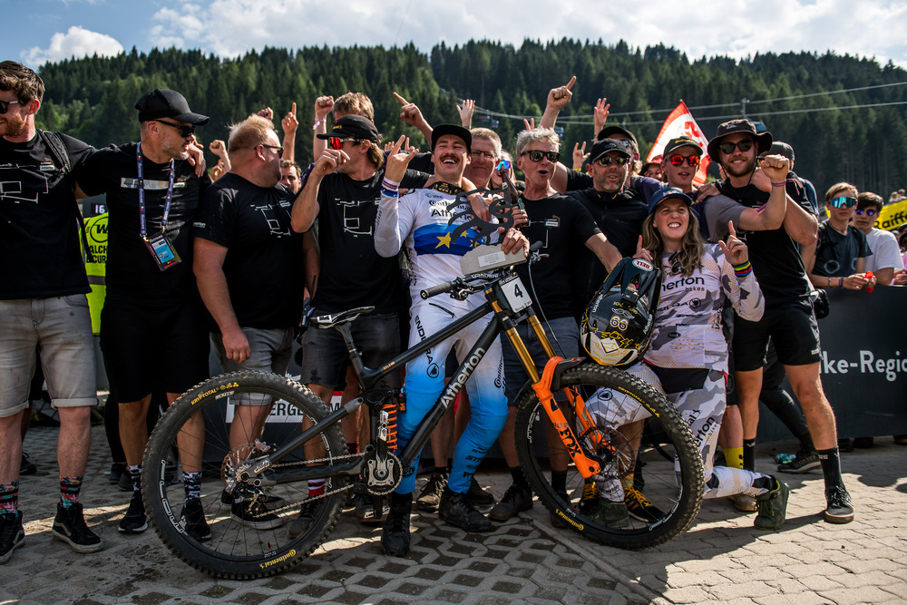 Downhill Weltcupsieg von Andreas Kolb in Leogang, 2023 © Nathan Hughes